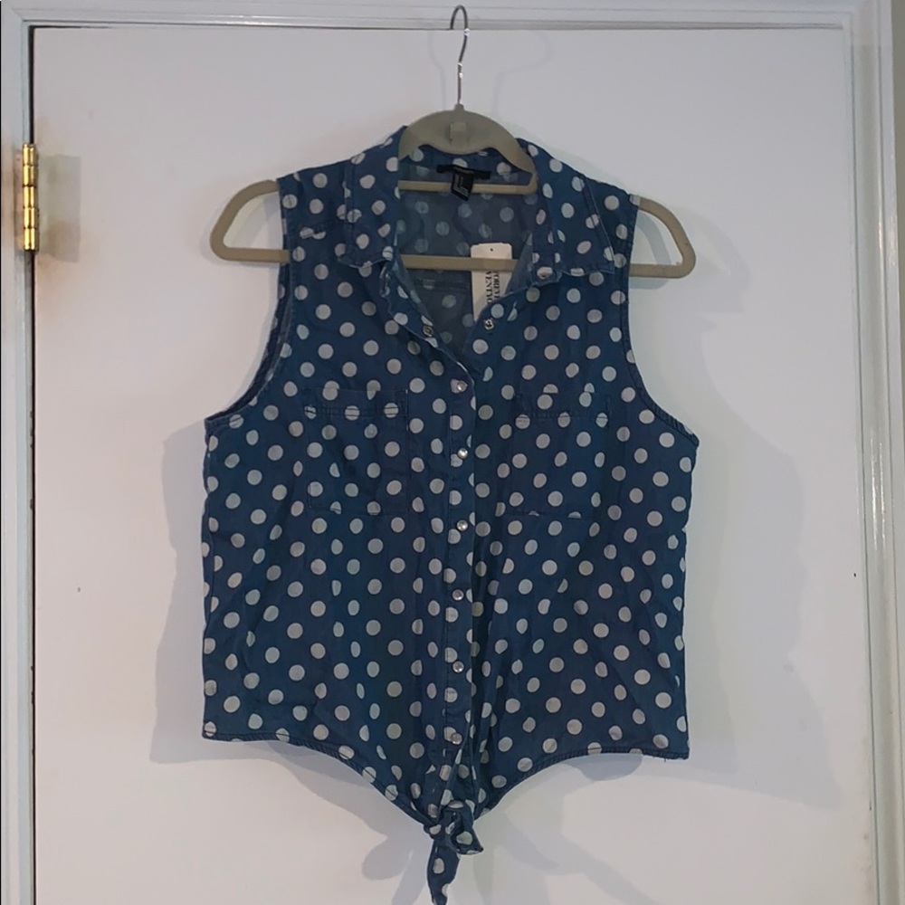 Cropped polka dot top